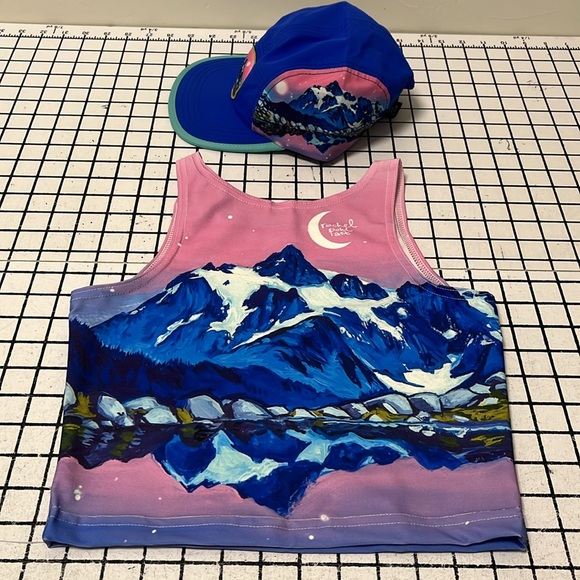 Rachel Pohl Alpine Reflections bundle / brand new / size small eco crop top/hat - Picture 4 of 5